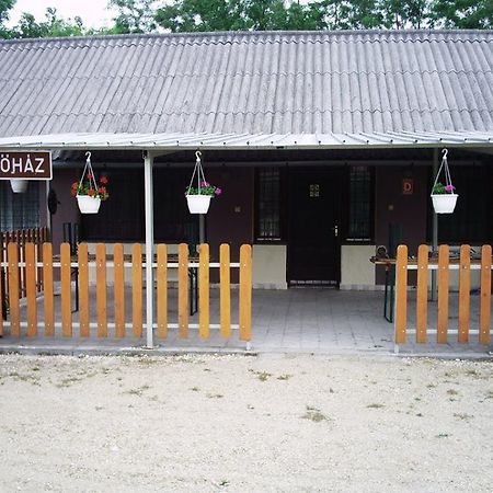 Hotel Sakaltanya Sorozo- Borozo Pihenohaz Vének Exterior foto